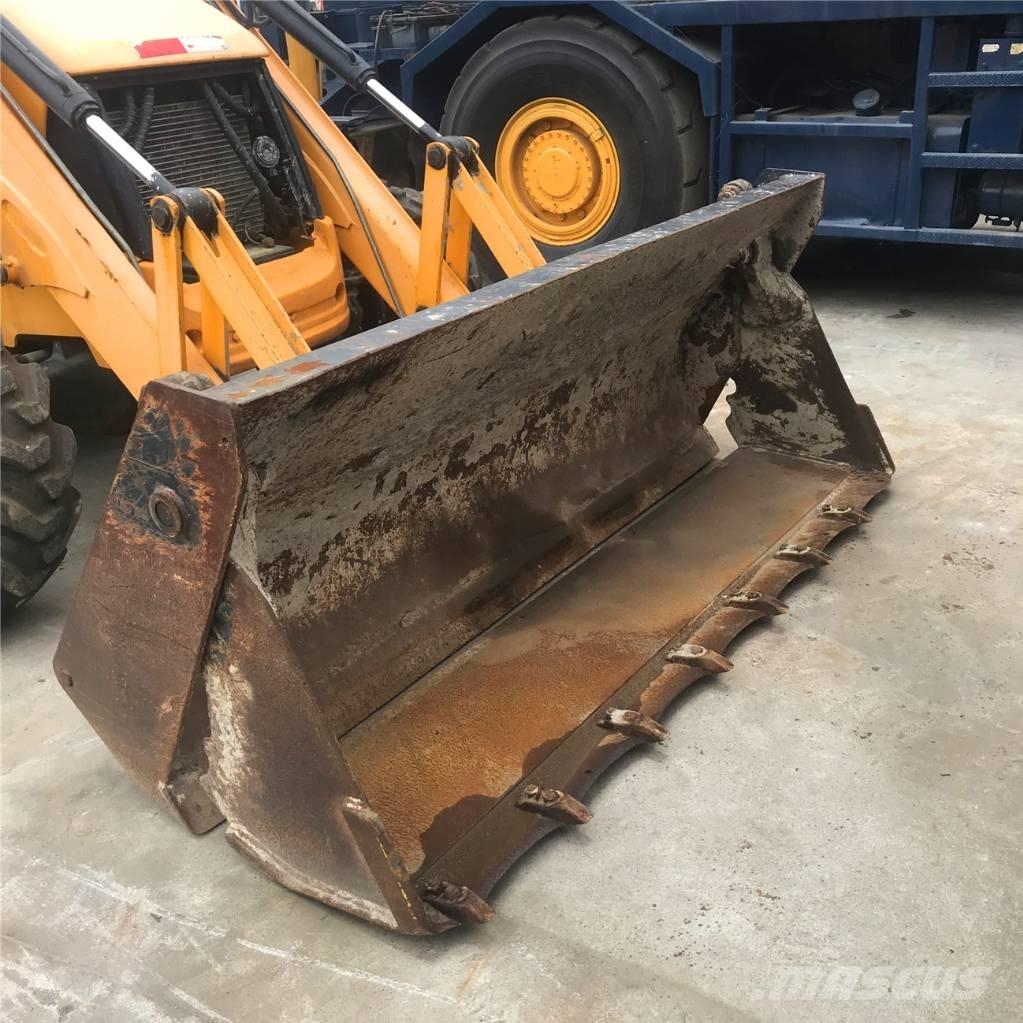 JCB 3CX Rýpadlo-nakladače