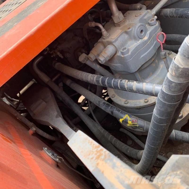 Hitachi 350 Pásová rýpadla