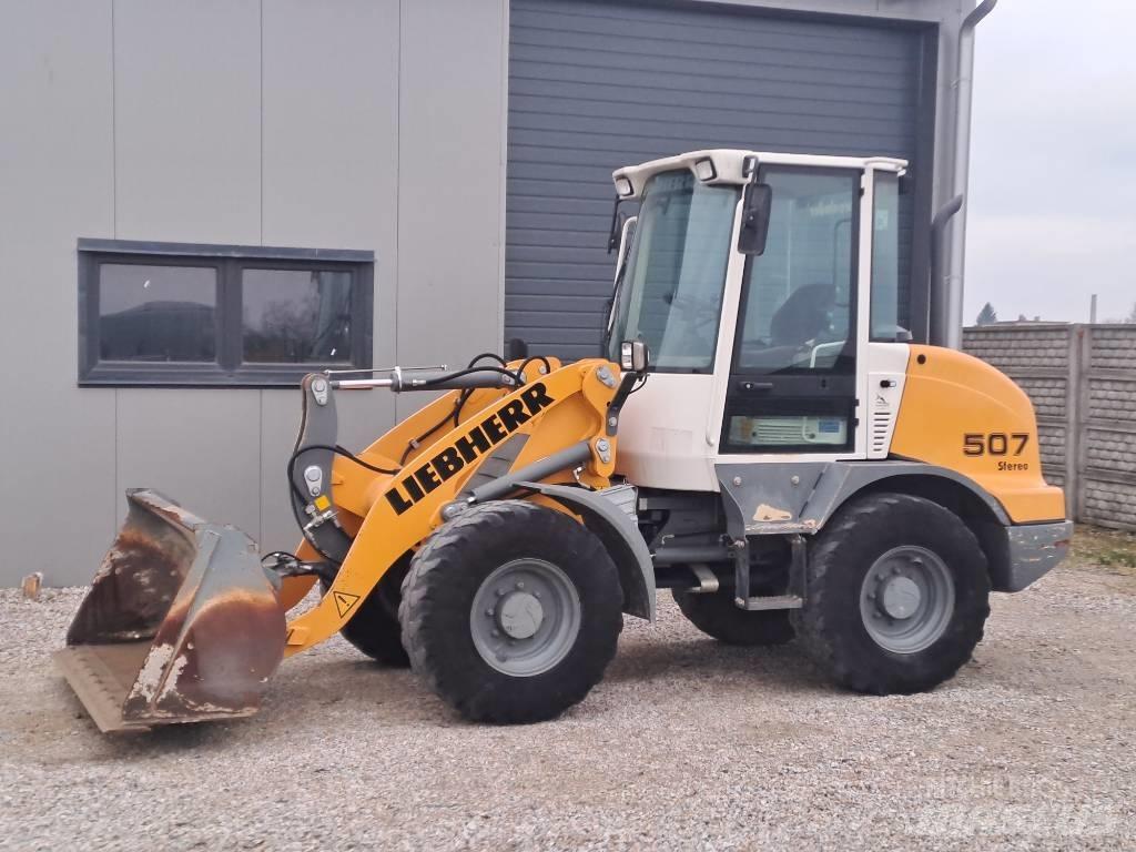 Liebherr 507 Kolové nakladače