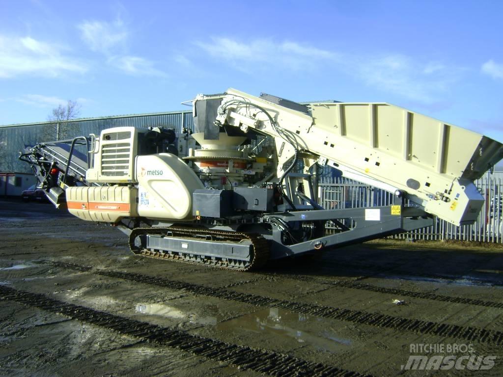 Metso LT 200 HP Mobilní drtiče