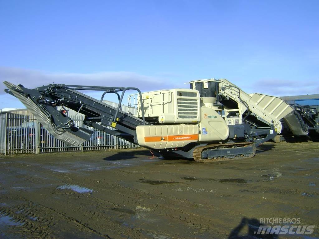Metso LT 200 HP Mobilní drtiče