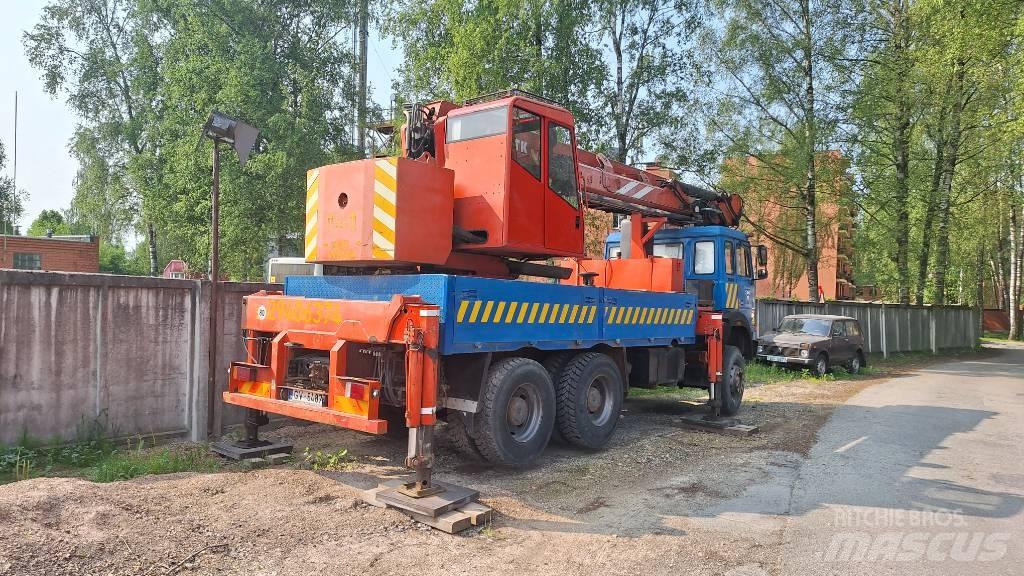 Iveco Pk680tk Jeřáby pro těžký terén