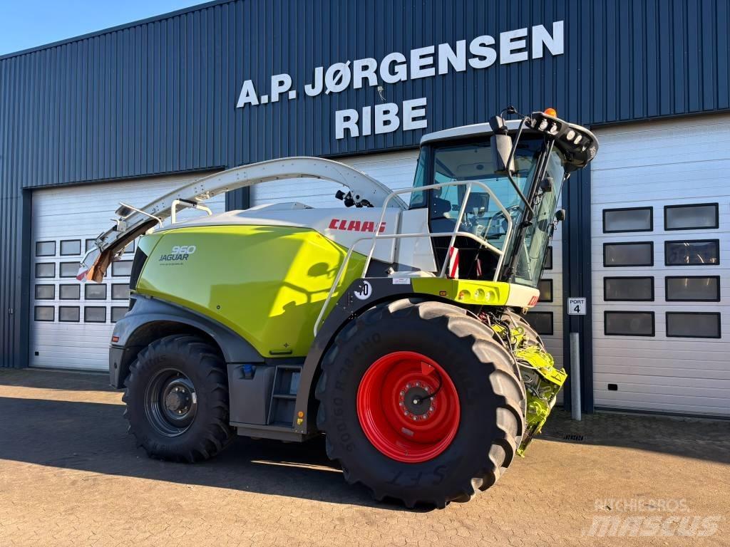CLAAS Jaguar 960 4WD Samojízdné sekačky