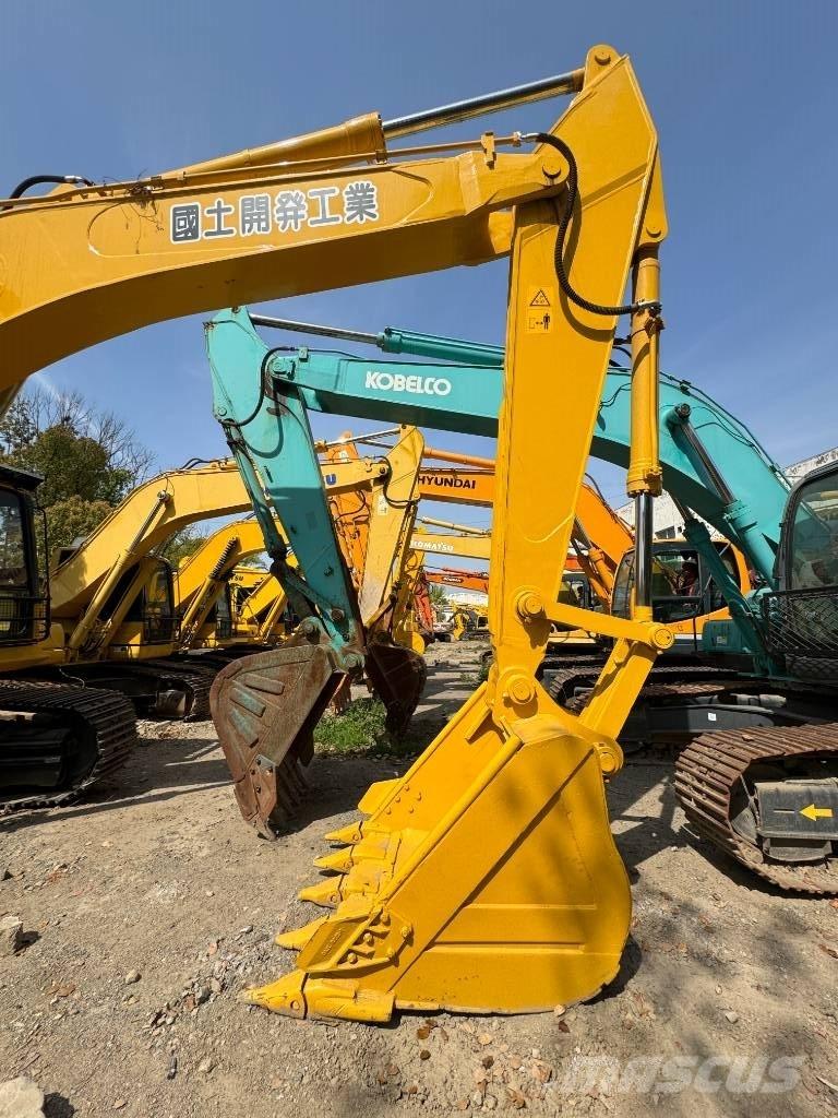 Komatsu PC 350 Pásová rýpadla