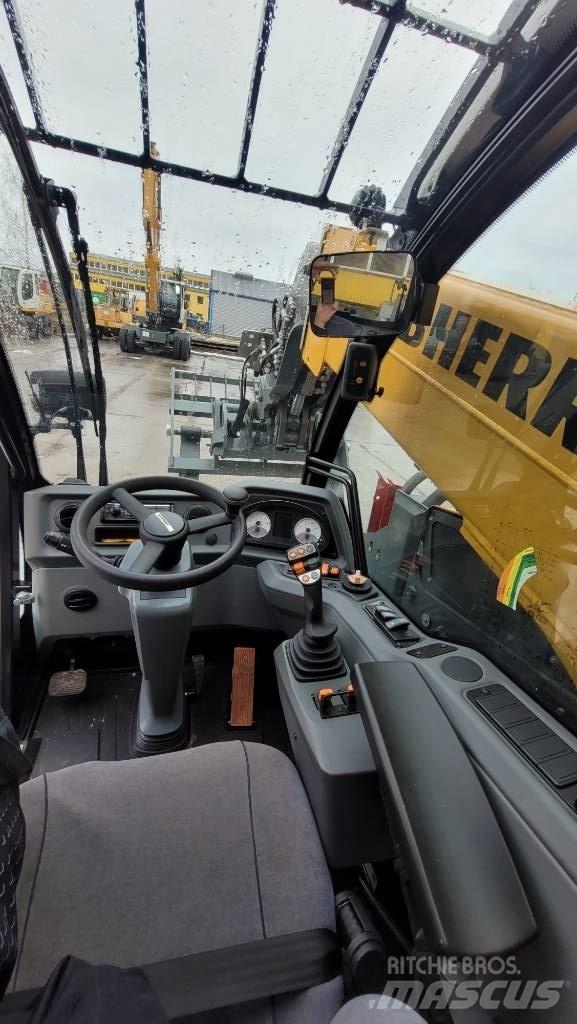 Liebherr T46-7s Teleskopické manipulátory