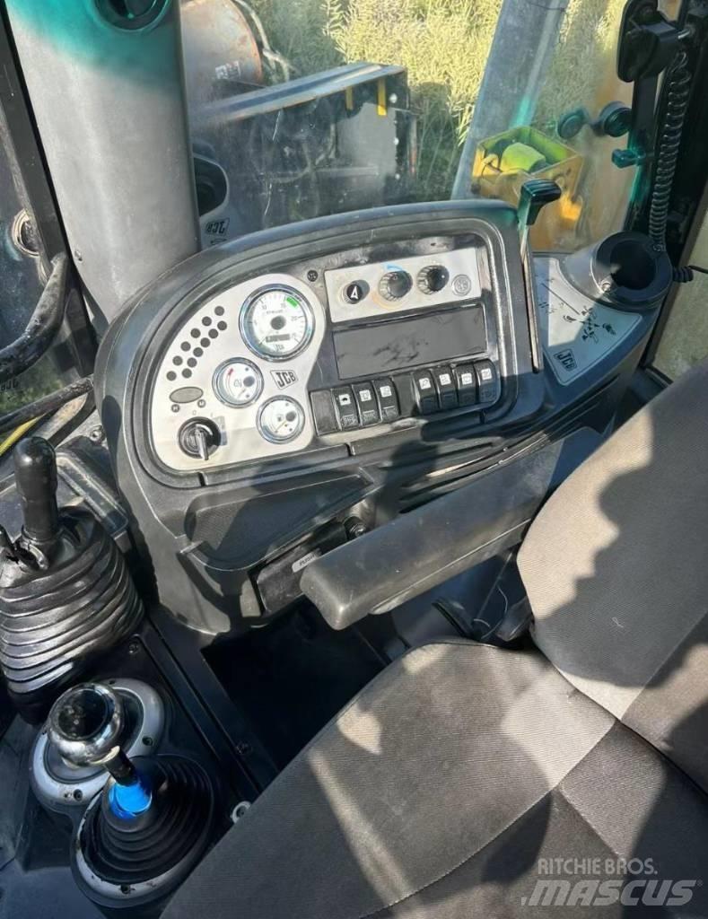 JCB 3 CX Rýpadlo-nakladače