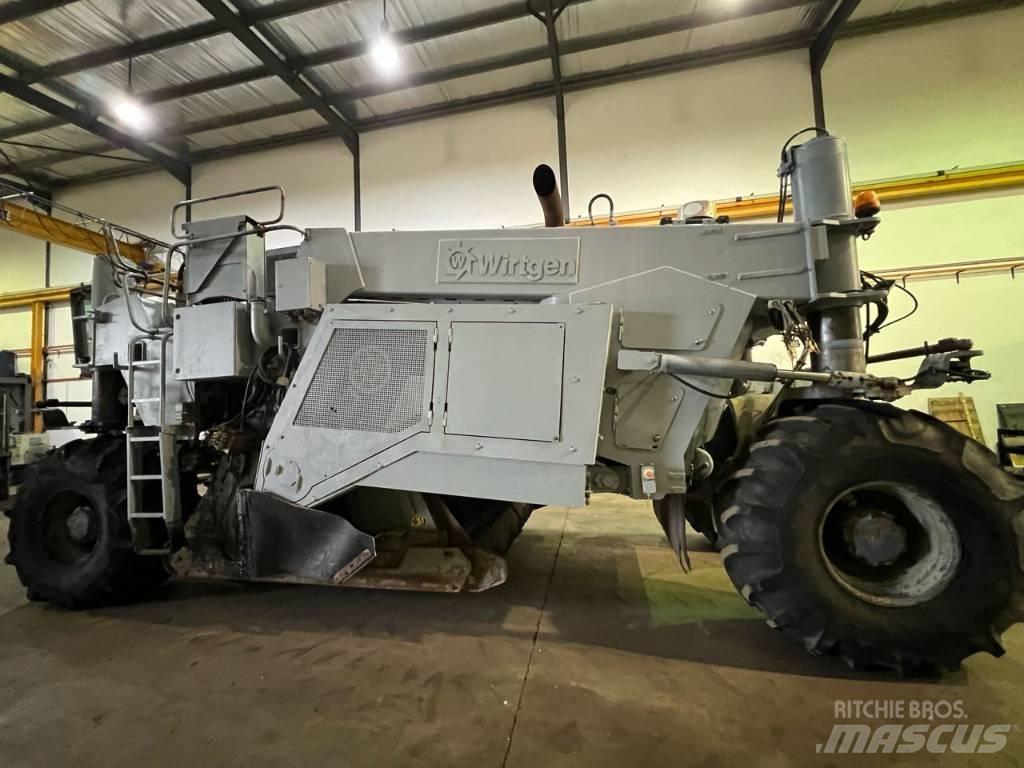 Wirtgen WR2500 Recyklátory asfaltu