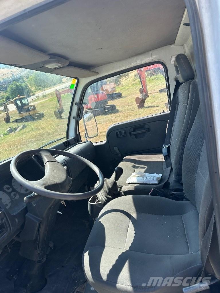 Nissan CABSTAR 35.13 Přívěsové plošiny