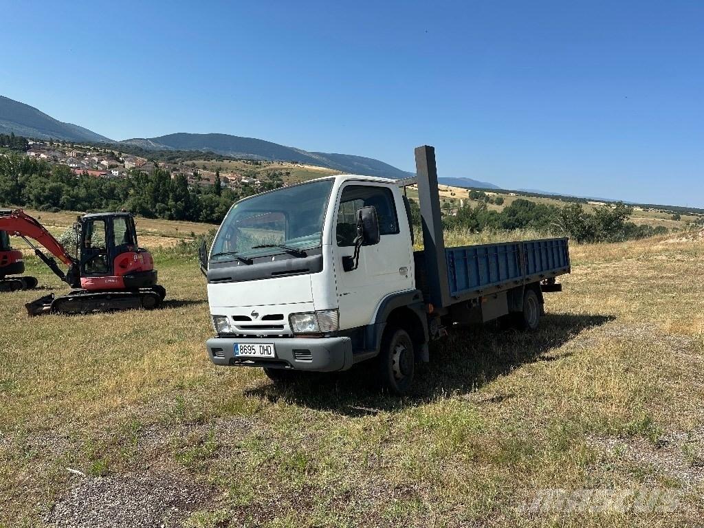 Nissan CABSTAR 35.13 Přívěsové plošiny