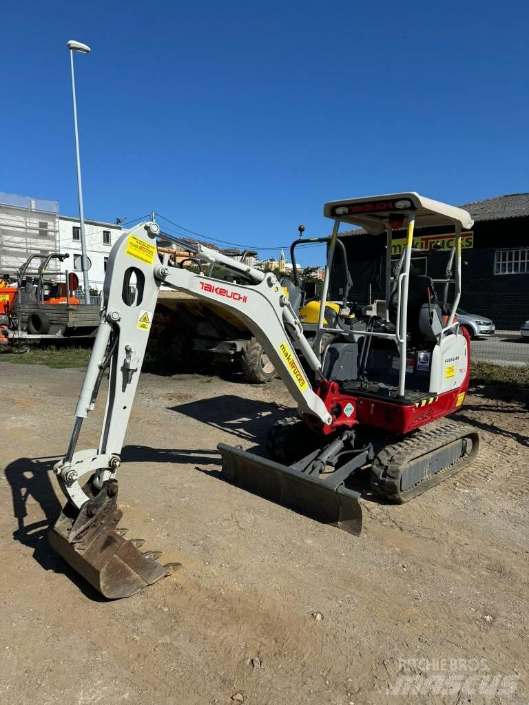 Takeuchi TB216 Mini rýpadla < 7t