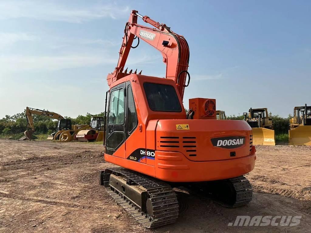 Doosan DH 80 Midi rýpadla 7t - 12t