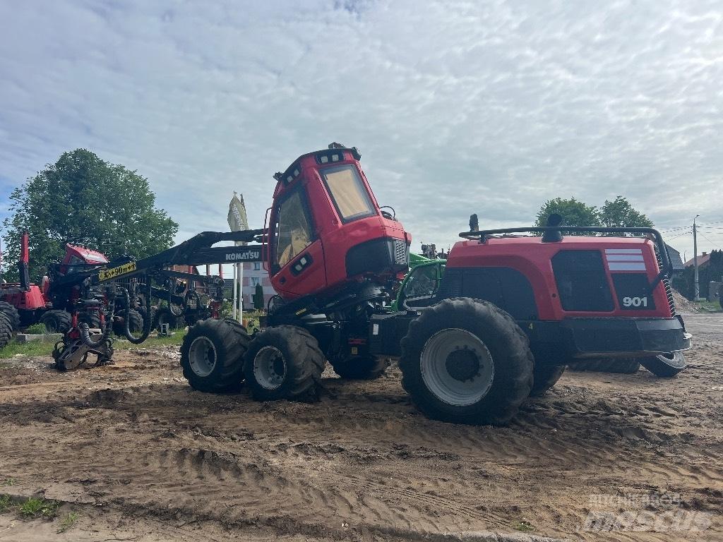 Komatsu 901 Harvestory