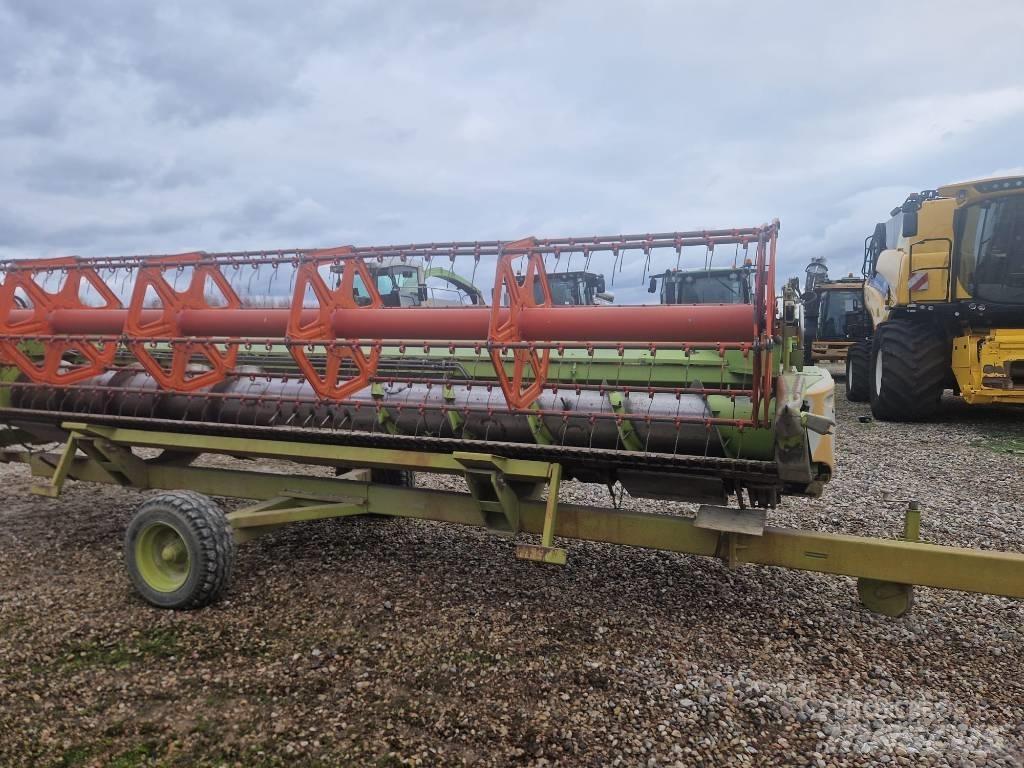 CLAAS Lexion 660 Sklízecí mlátičky