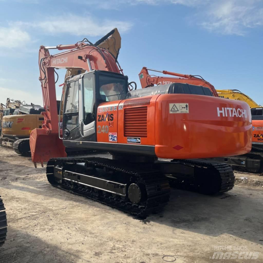 Hitachi ZX 240 Pásová rýpadla