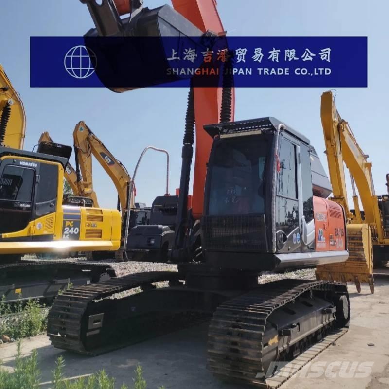 Hitachi ZX 240 Pásová rýpadla