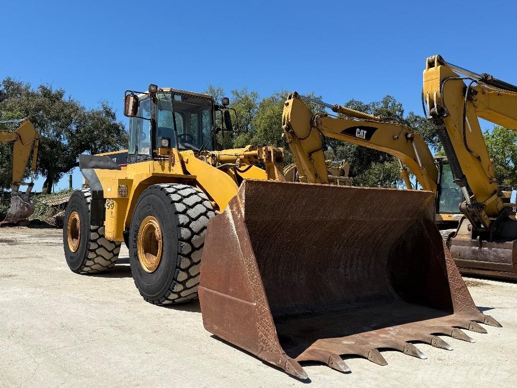 CAT 970 F Kolové nakladače