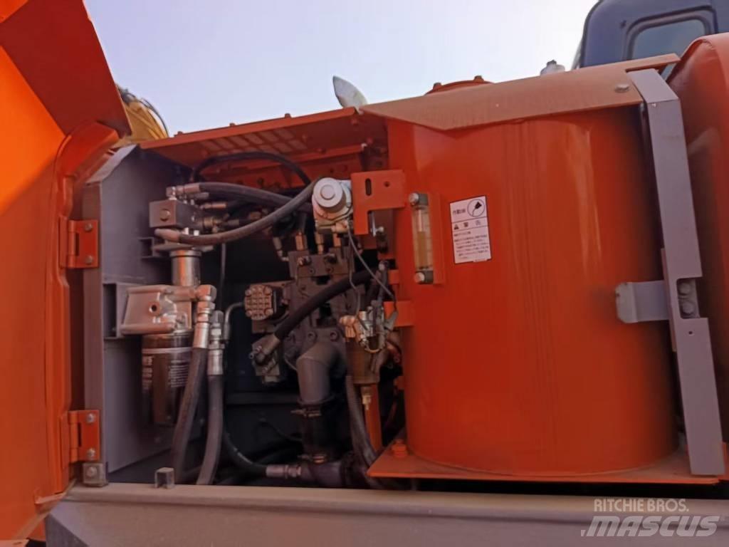 Hitachi ZX160 Pásová rýpadla