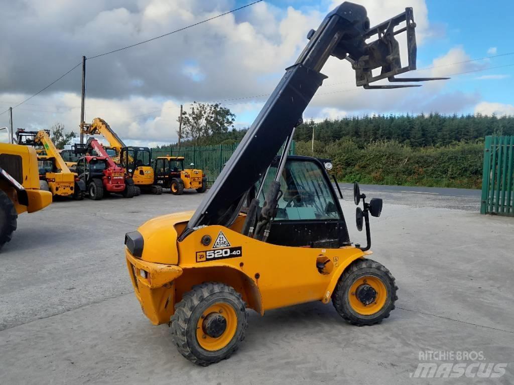 JCB 520-40 Teleskopické nakladače pro zemědělství