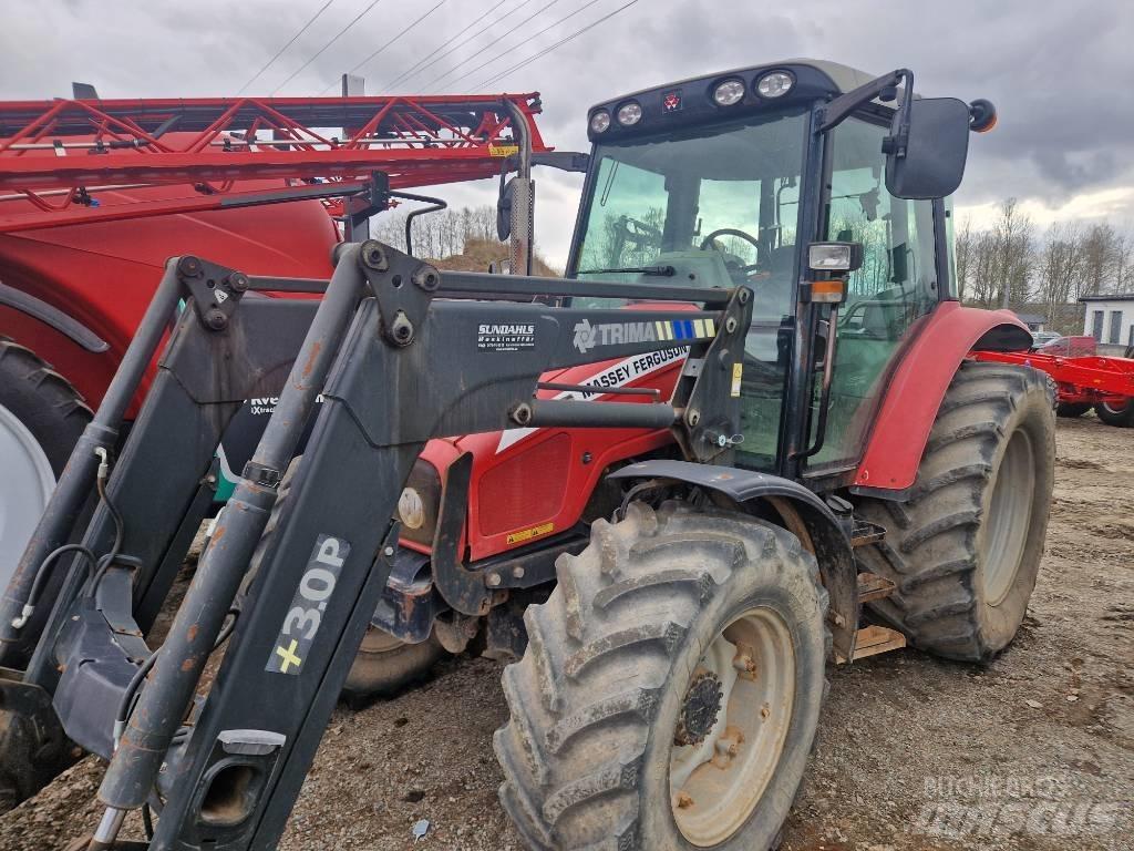 Massey Ferguson 5455 Traktory
