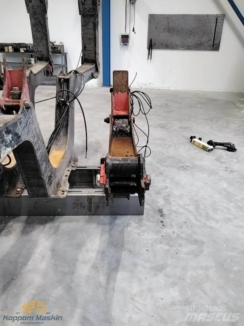 Komatsu 865 Další komponenty