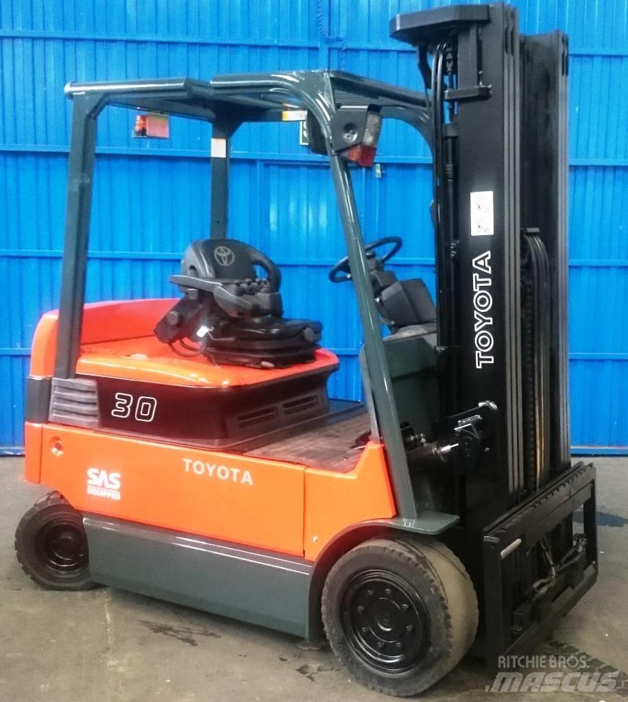 Toyota 7 FBMF 30 Akumulátorové vozíky