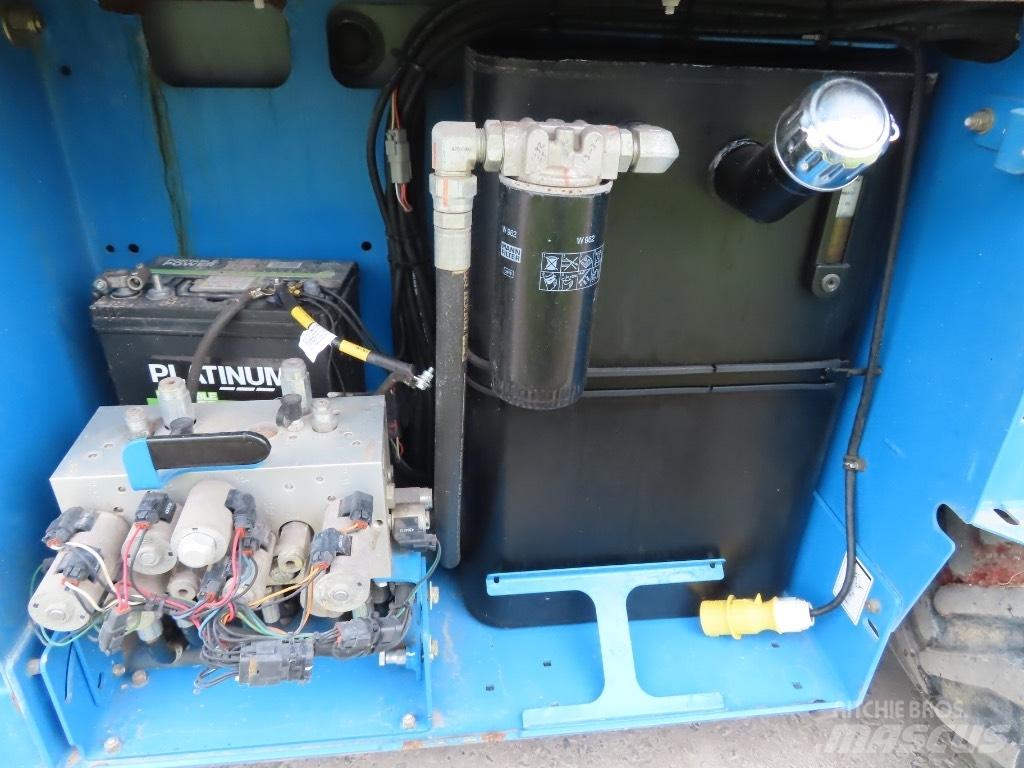 Genie GS 3268 RT Nůžková zvedací plošina
