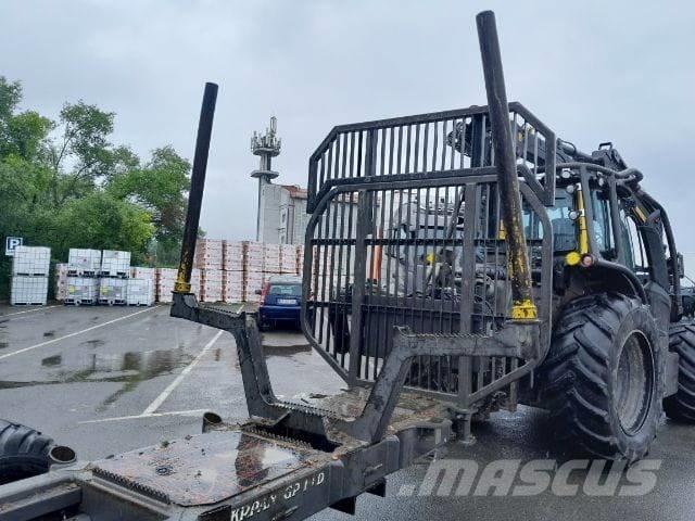 Valtra N153 Lesní traktory