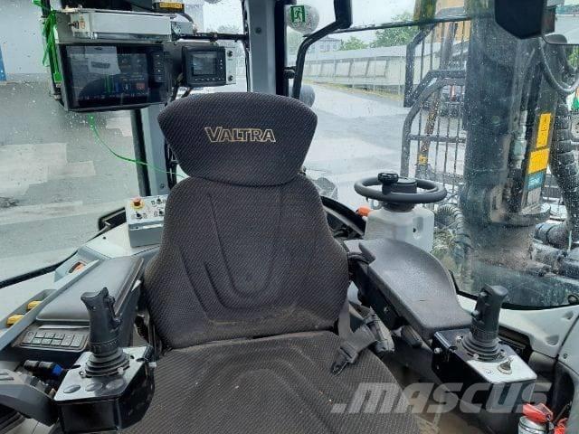 Valtra N153 Lesní traktory