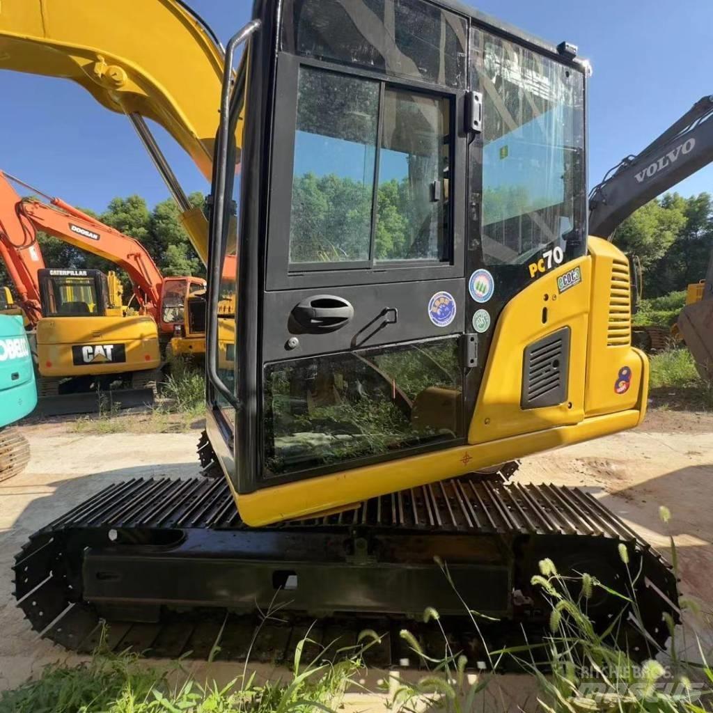 Komatsu PC 70 Pásová rýpadla