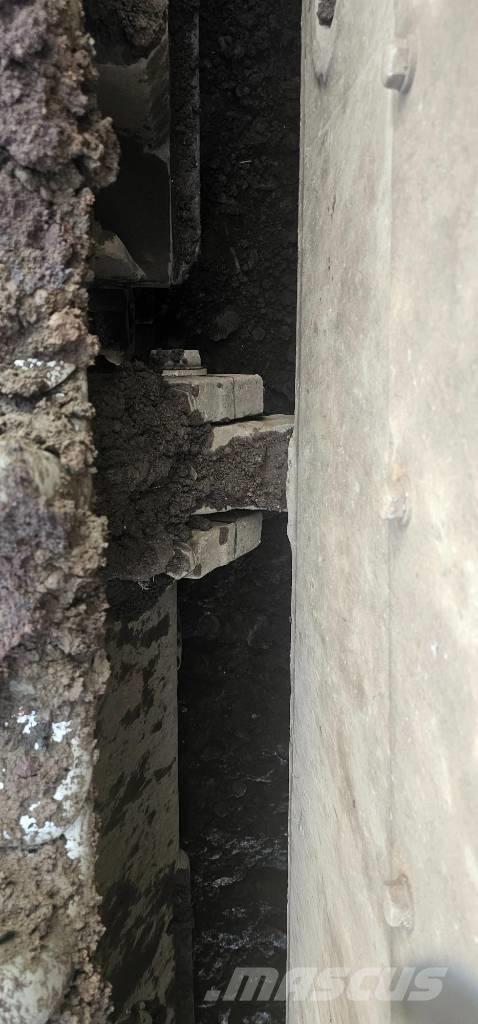 CAT D 11 N Pásové dozery