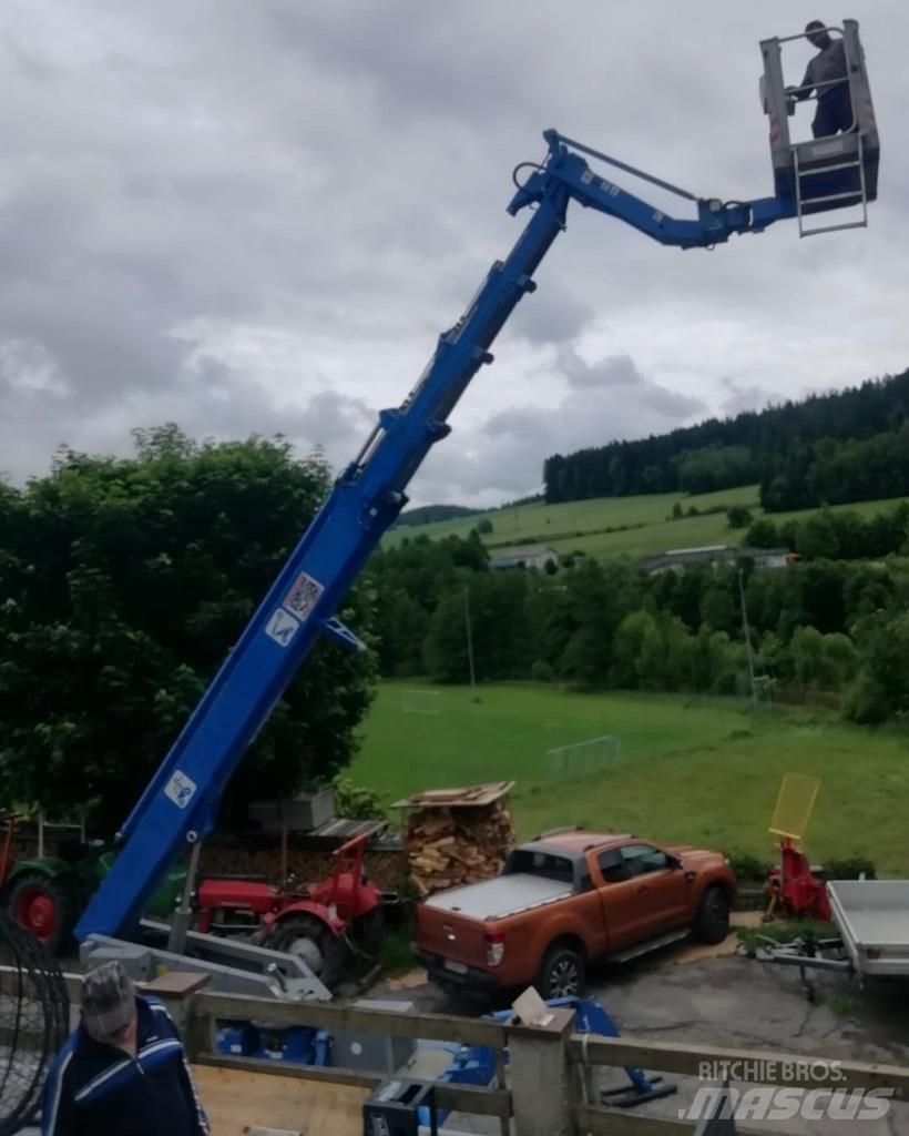 Teupen Leo 30 T Teleskopické plošiny