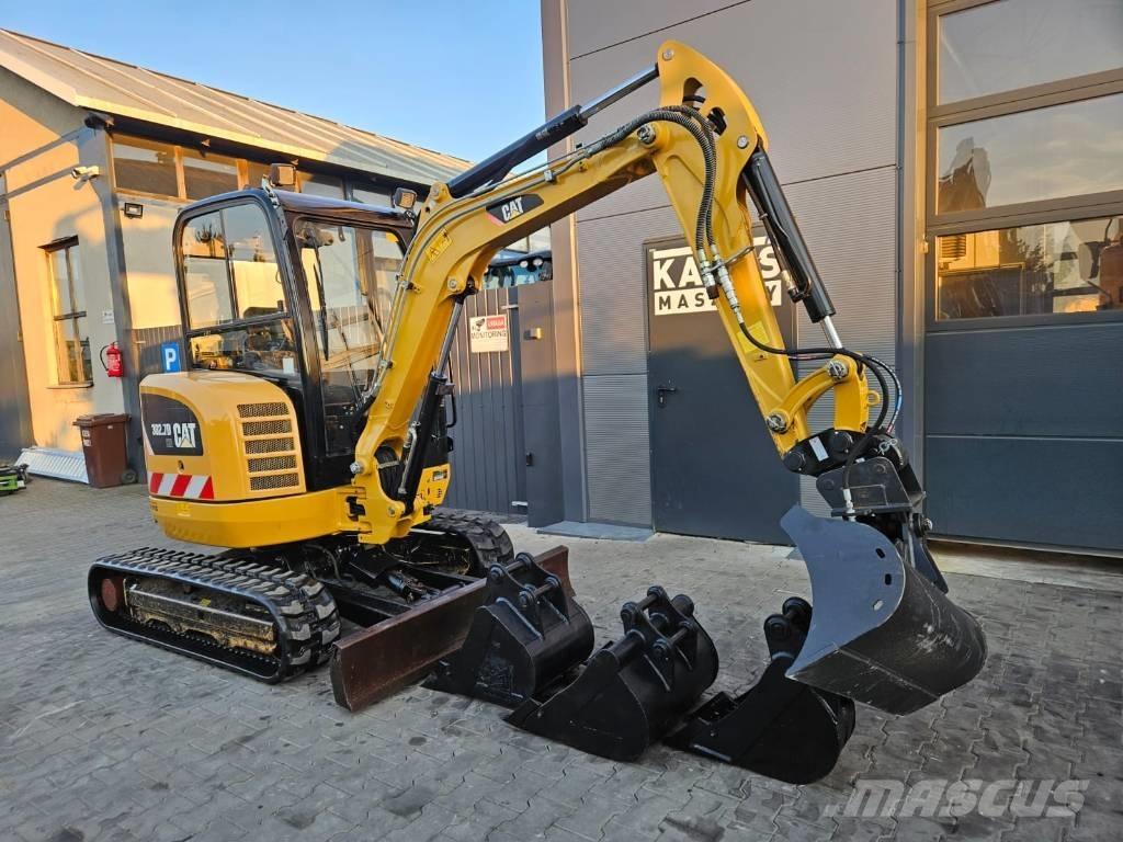 CAT 302.7 D CR Mini rýpadla < 7t