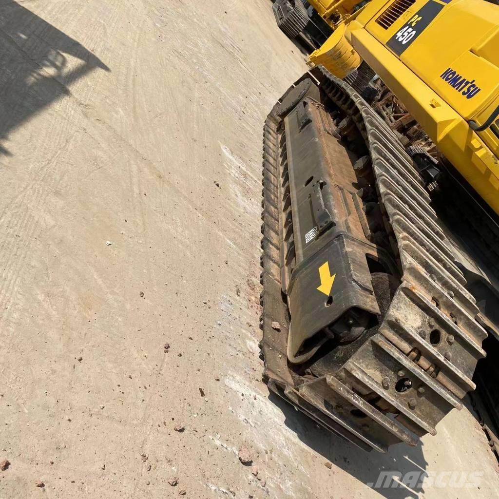 Komatsu PC 450 Pásová rýpadla