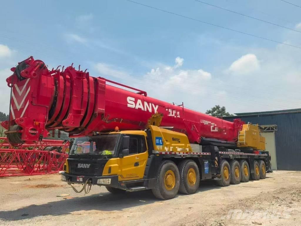 Sany SAC7000 T7 Univerzální terénní jeřáby