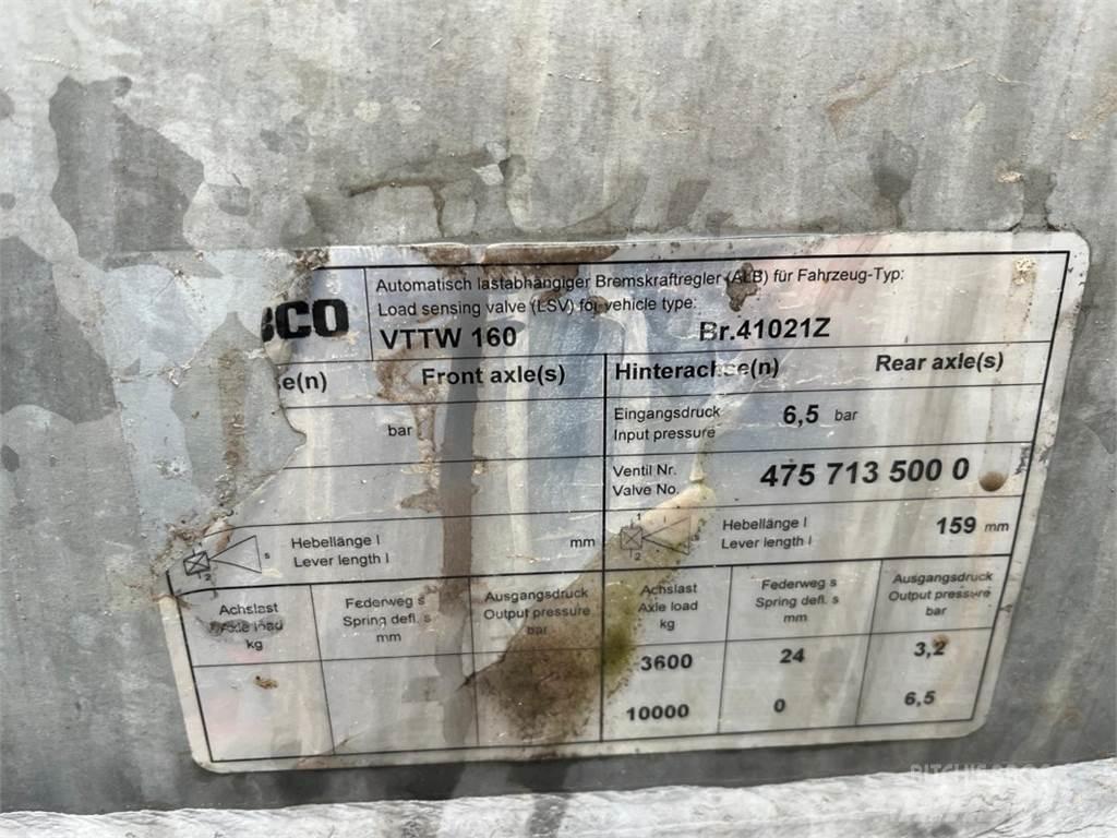 Briri VTTW 16700 Rozmetadla chlévské mrvy