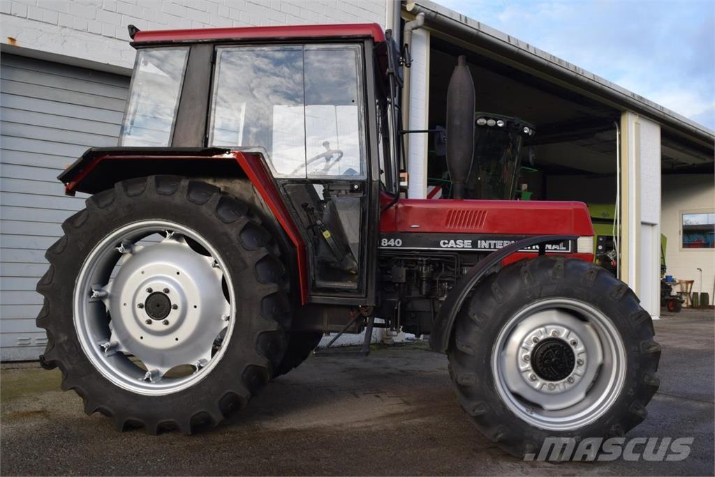 Case IH 840 A/S Traktory