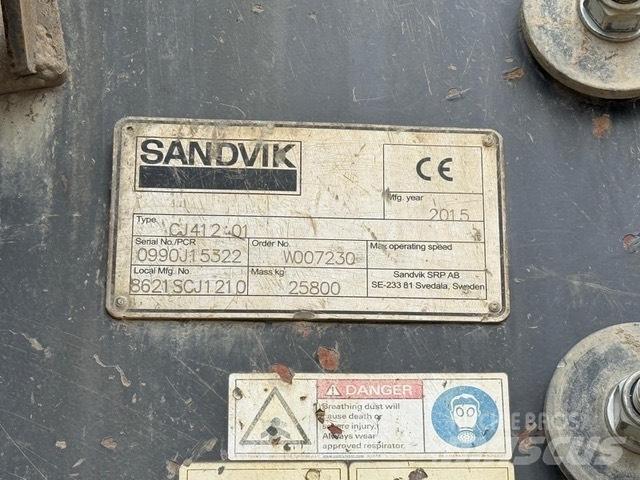 Sandvik CJ 412 Mobilní drtiče