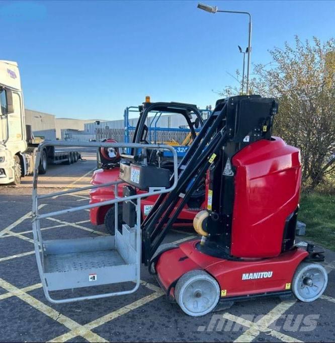 Manitou 100 VJR Vertikální sloupové výtahy