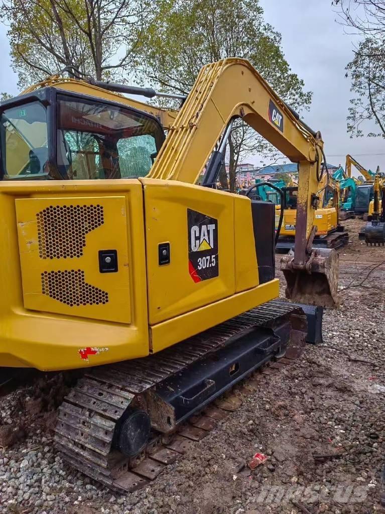 CAT 307.5 Mini rýpadla < 7t