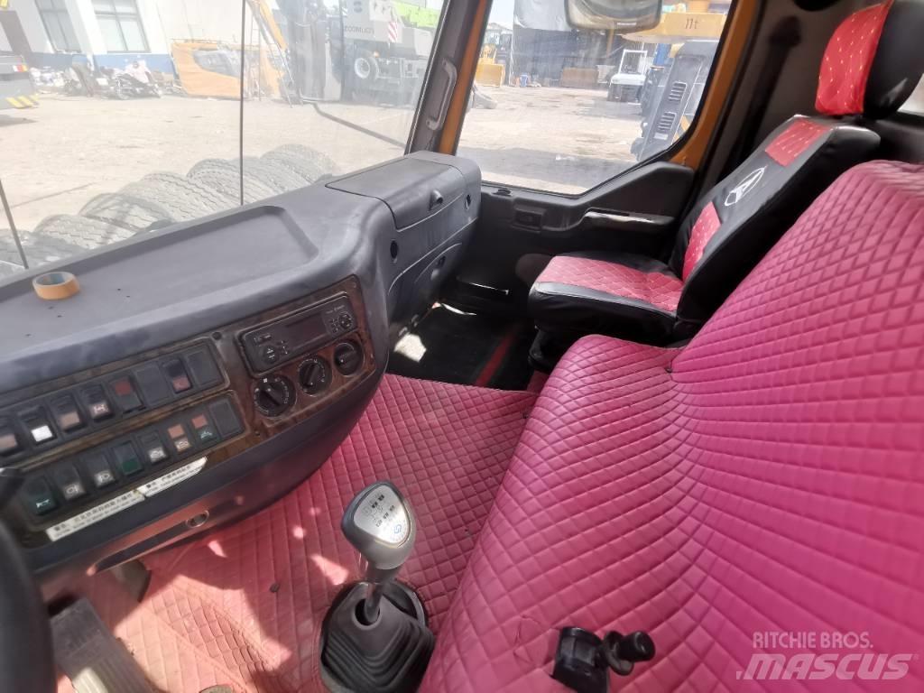 Sany STC 750 Univerzální terénní jeřáby