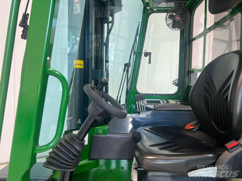 Combilift C4000ET 4 cestní vysokozdvižné vozíky