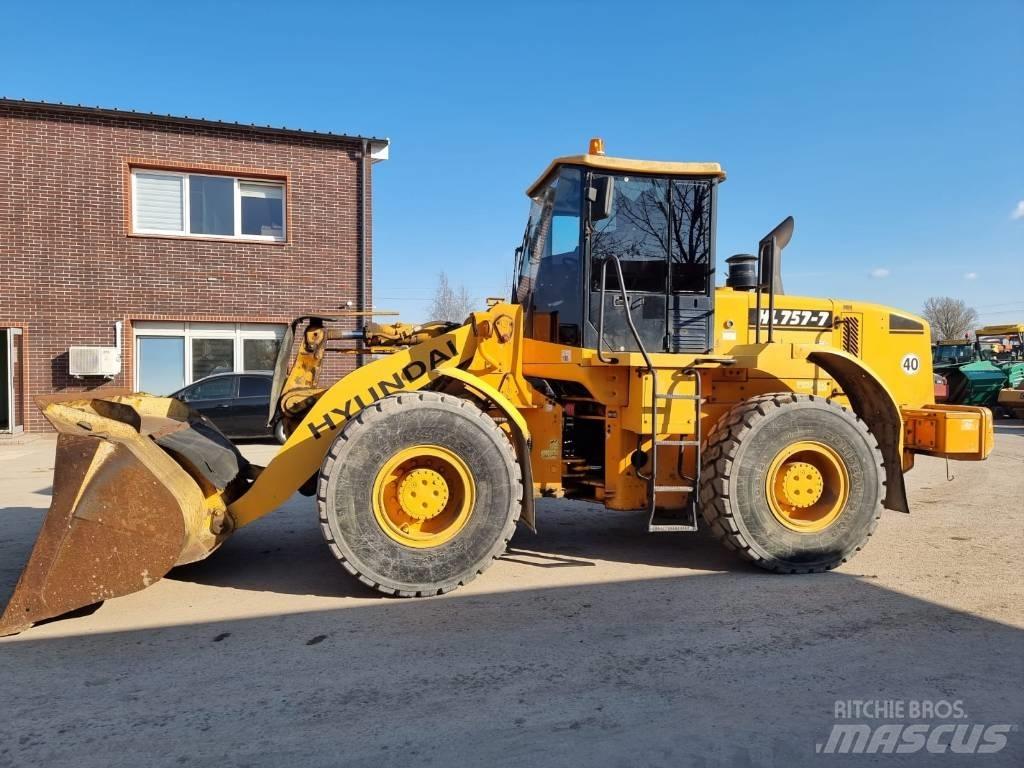Hyundai HL 757-7 Kolové nakladače