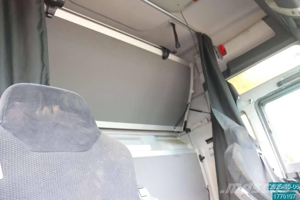 MAN TGX 26.440 Kabiny a interiér