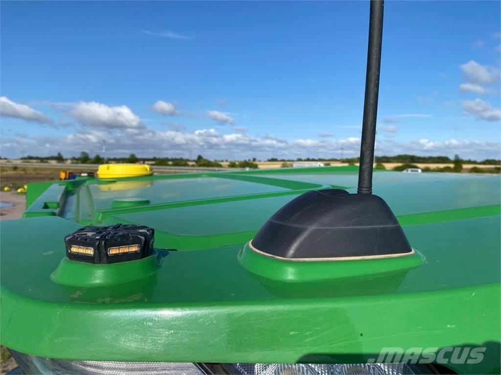 John Deere 7R 330 Traktory