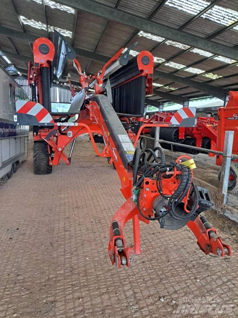 Kuhn Merge Maxx Obraceče a shrabovače sena