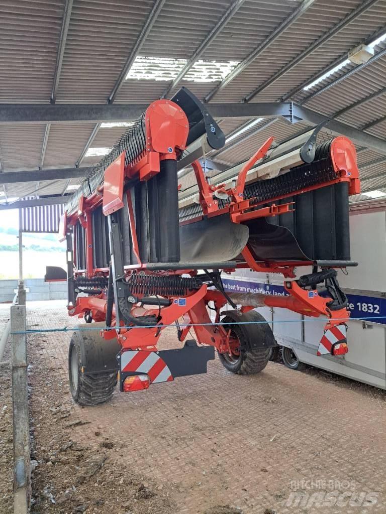 Kuhn Merge Maxx Obraceče a shrabovače sena