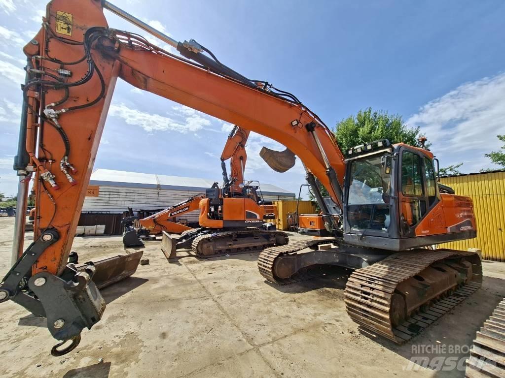 Doosan DX 225 LC-5 Pásová rýpadla