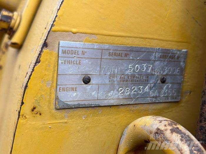 CAT 941B Kolové nakladače