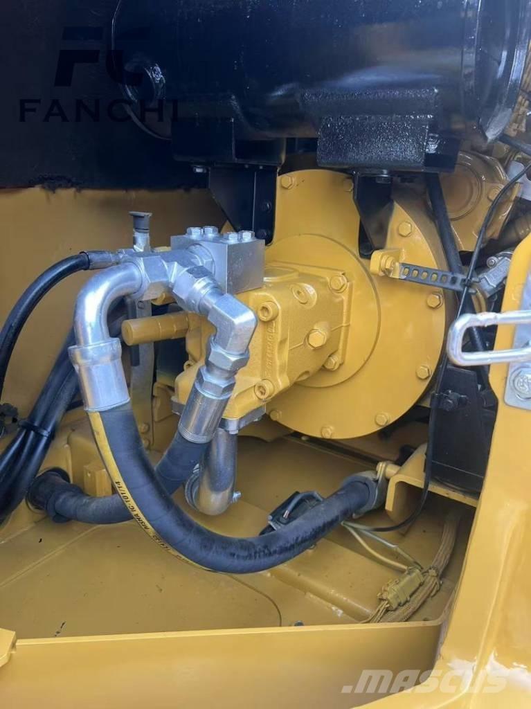 CAT 308E Pásová rýpadla