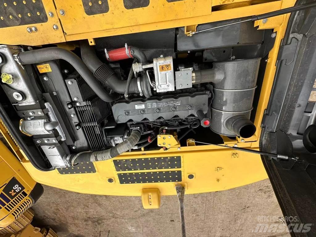 Komatsu PC 220 Pásová rýpadla